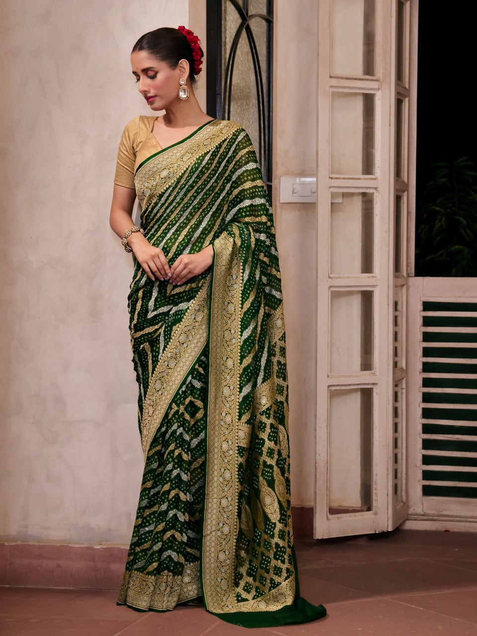 line-pattern-green-banarasi-georgette-bandhani-saree