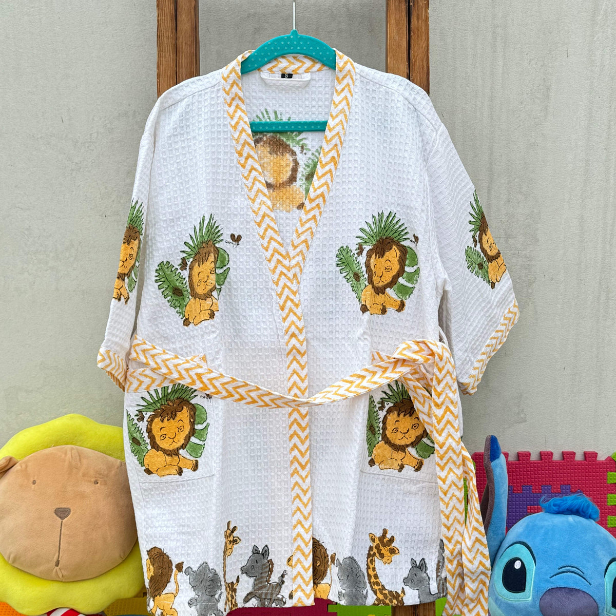 Babyhug Disney Terry Knit Hooded Bath Robe With Pockets & Lion King Graphics - Yellow