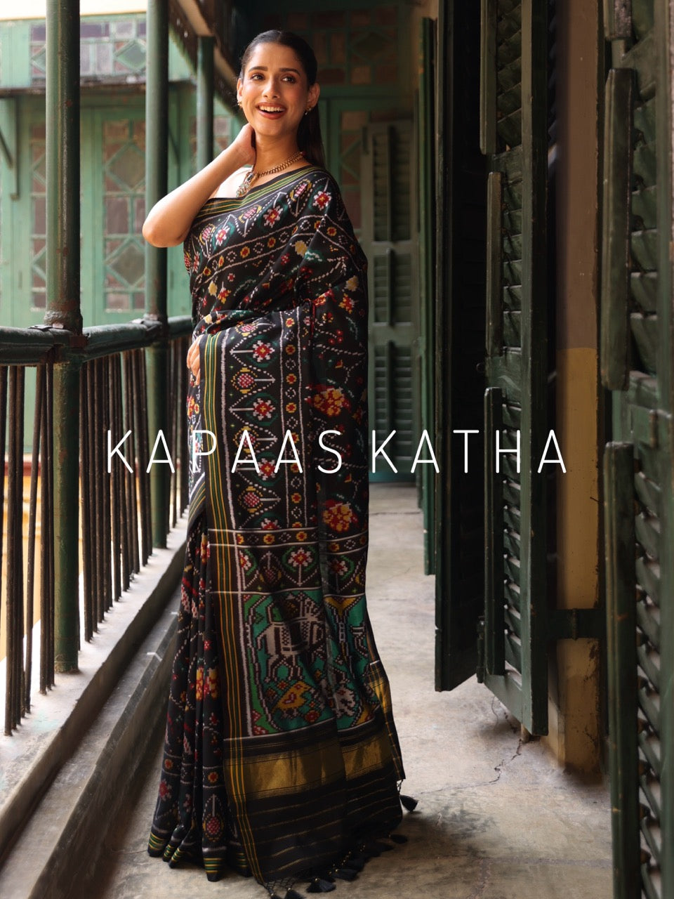lustrous-reign-single-ikat-handloom-mulberry-silk-saree
