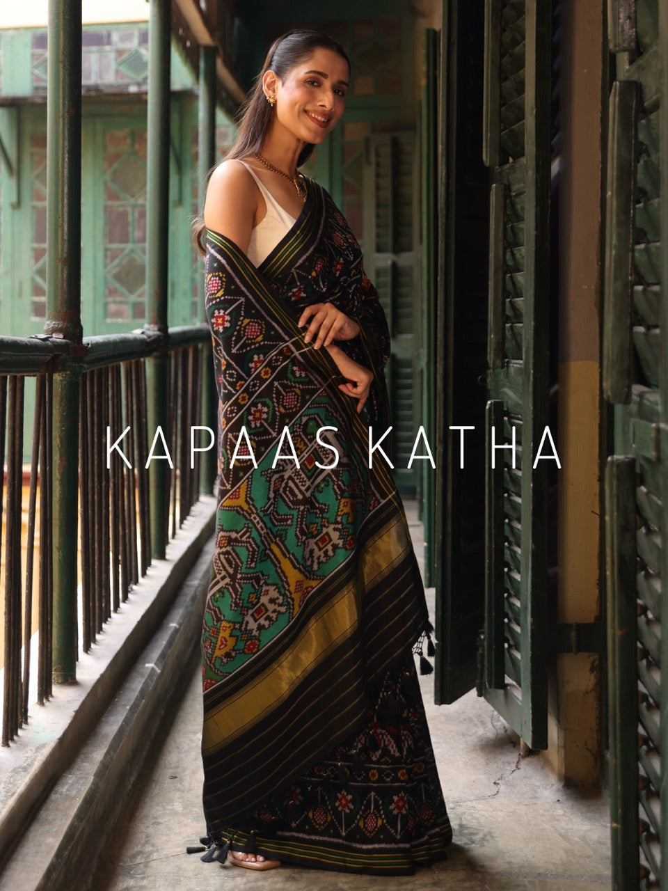 lustrous-reign-single-ikat-handloom-mulberry-silk-saree