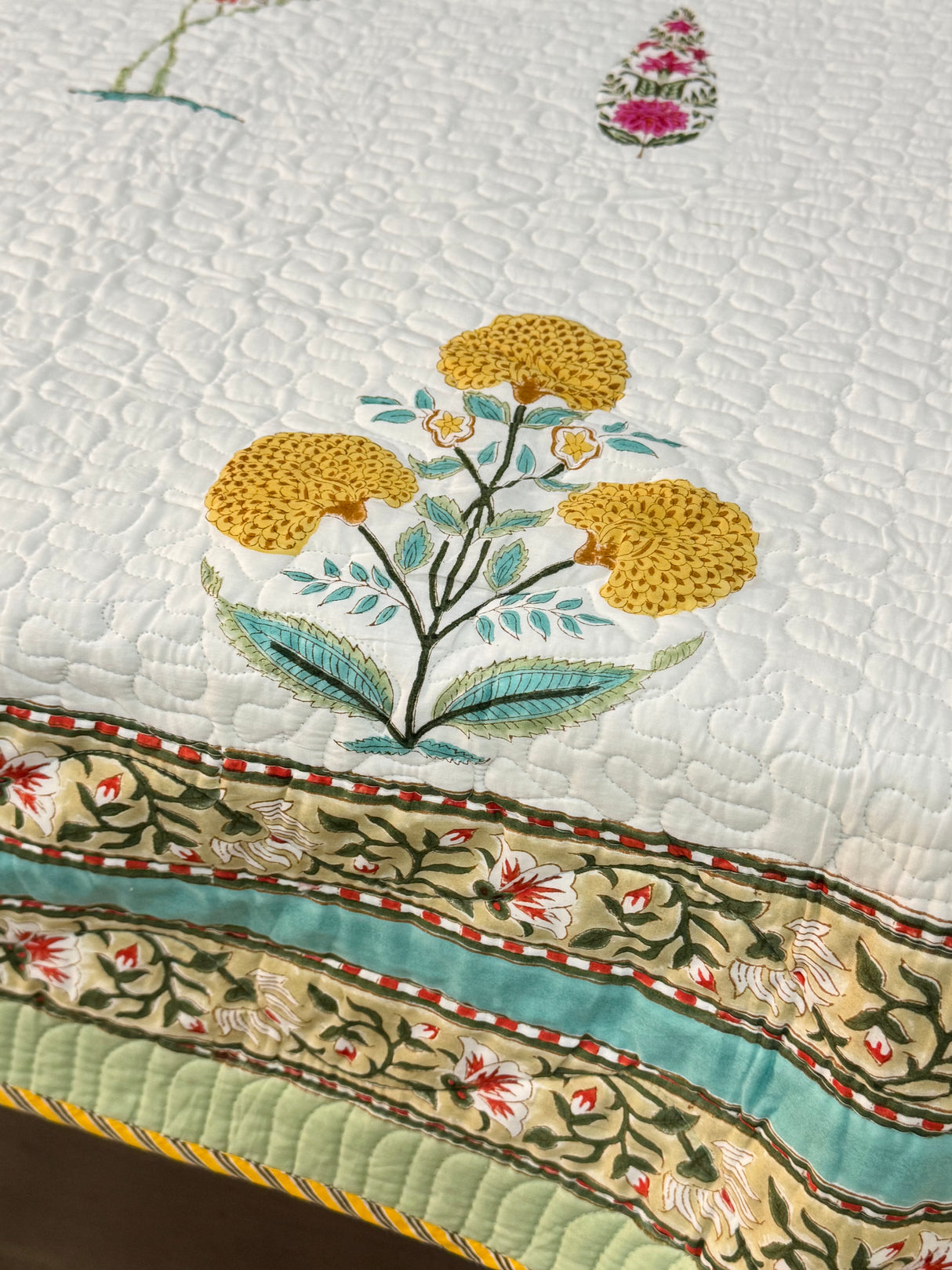 luxury-king-bedcover-serene-luxe