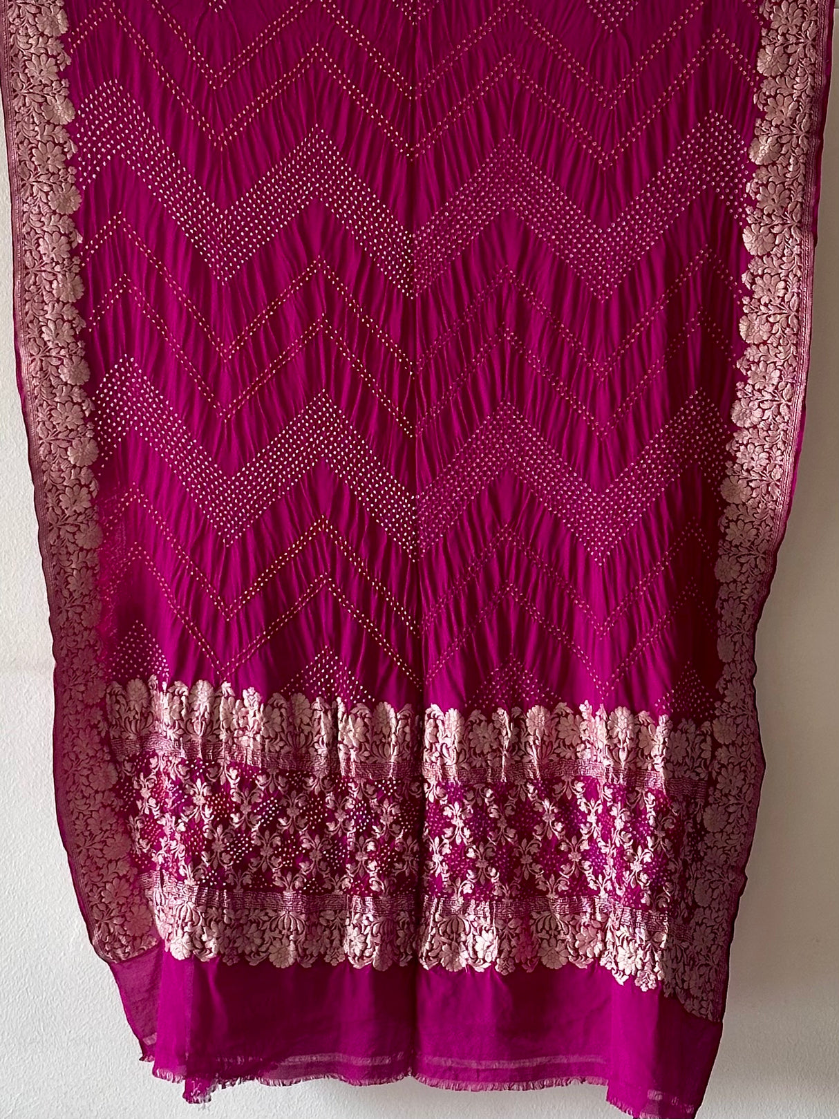 magenta-bandhani-dupatta-with-zari-floral-border