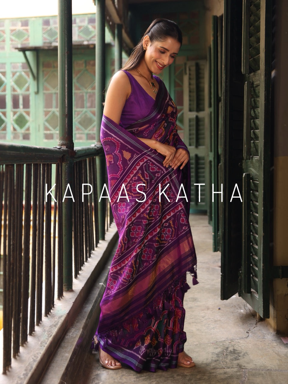 majestic-elegance-pure-single-ikat-mulberry-silk-saree