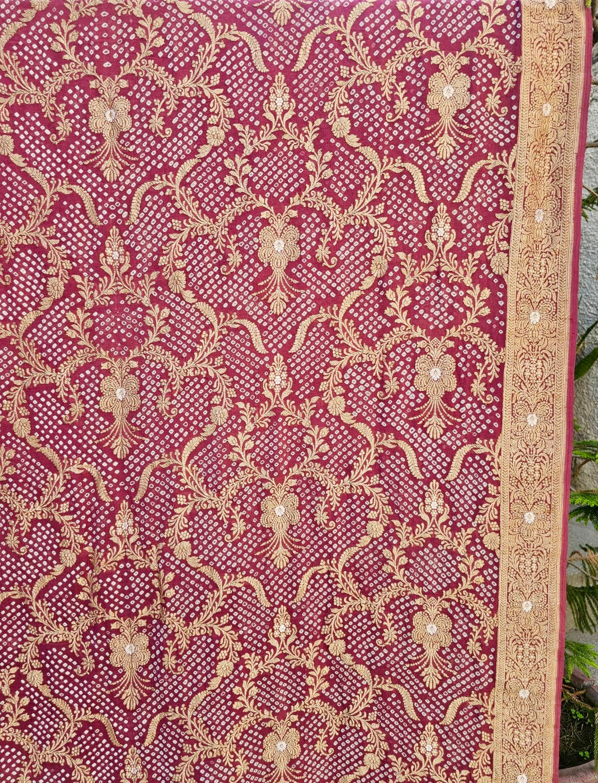 Deep Mauve Exclusive Handloom Pure Banarsi Georgette Bandhani Saree