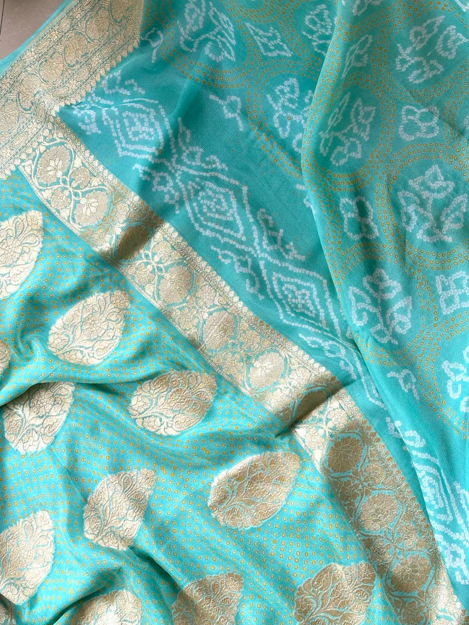 Mehfil Mist - Sophisticated Sea Green Pure Banarasi Chiffon Georgette Bandhani Saree