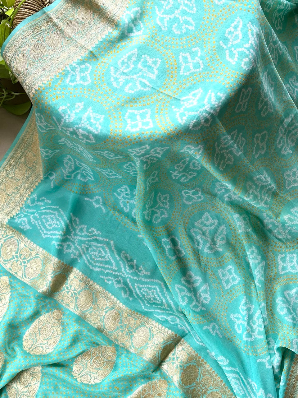 Mehfil Mist - Sophisticated Sea Green Pure Banarasi Chiffon Georgette Bandhani Saree