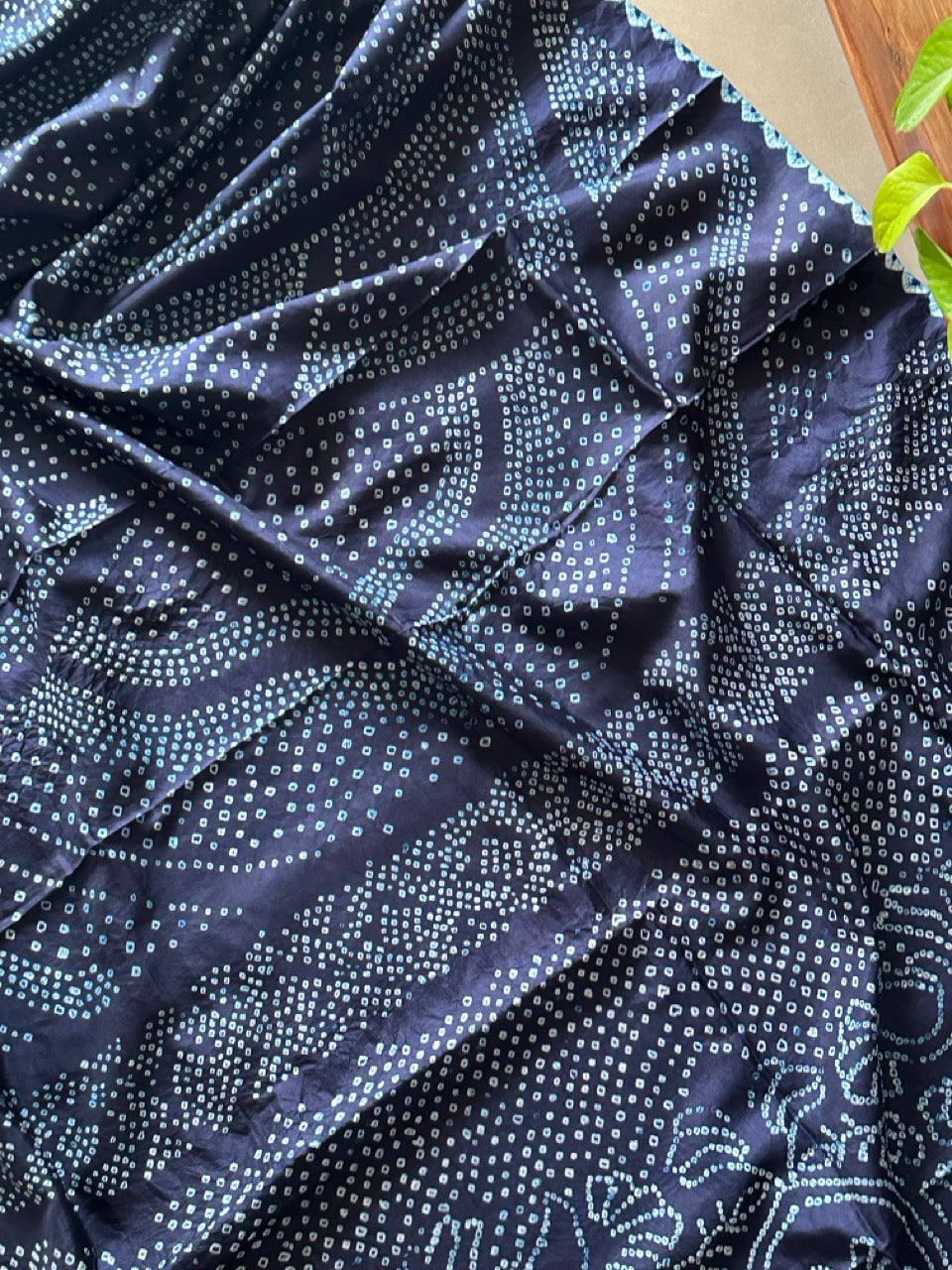 moonlit-charm-mulberry-silk-bandhani-saree