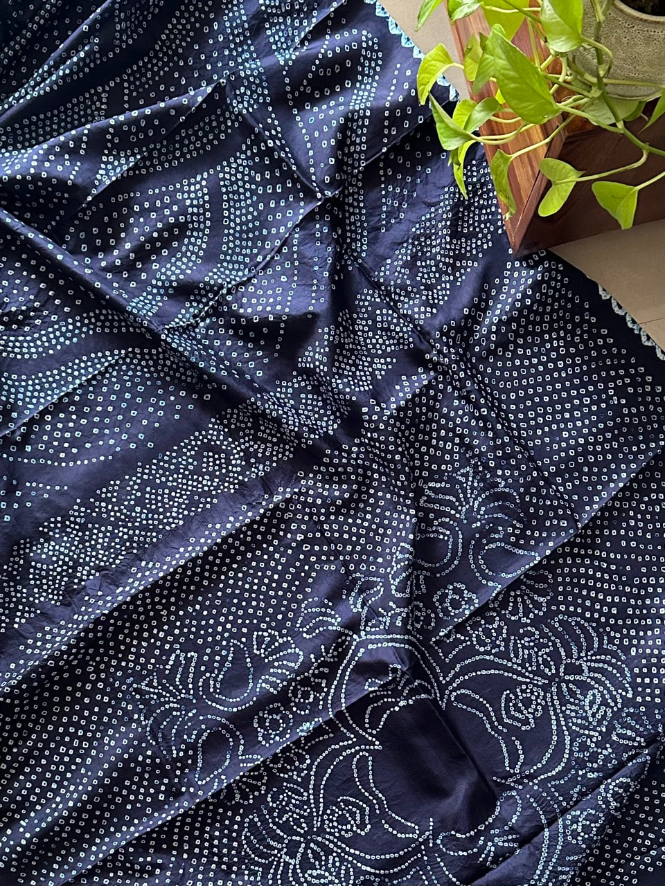 moonlit-charm-mulberry-silk-bandhani-saree