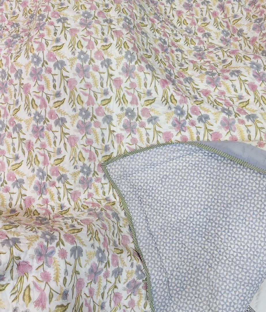 mulmul-quilt-for-bedroom