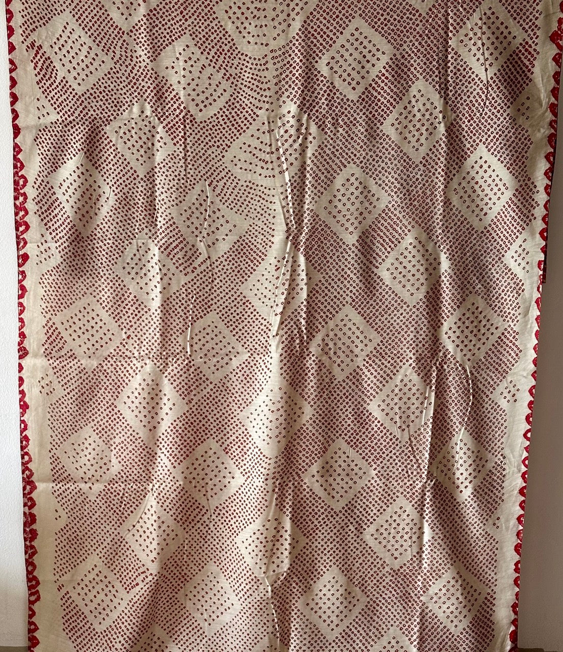 muted-grace-munga-silk-bandhani-saree-with-red-bandhej