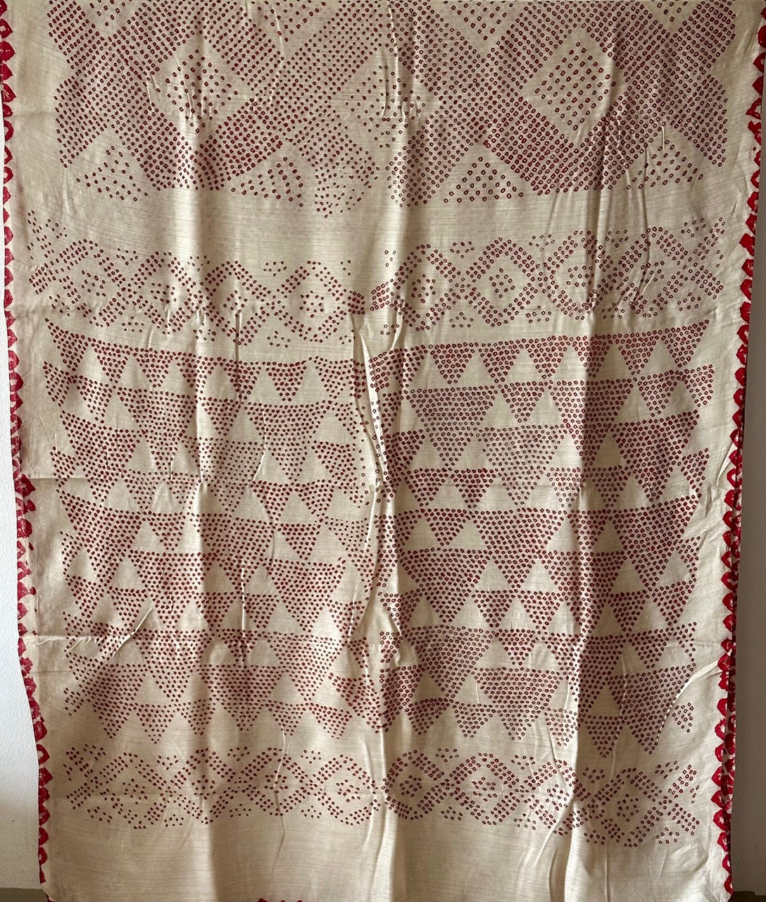 muted-grace-munga-silk-bandhani-saree-with-red-bandhej