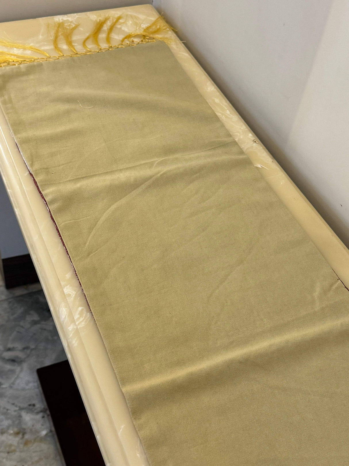 navy-blue-kashmiri-embroidery-table-runner-edge-view