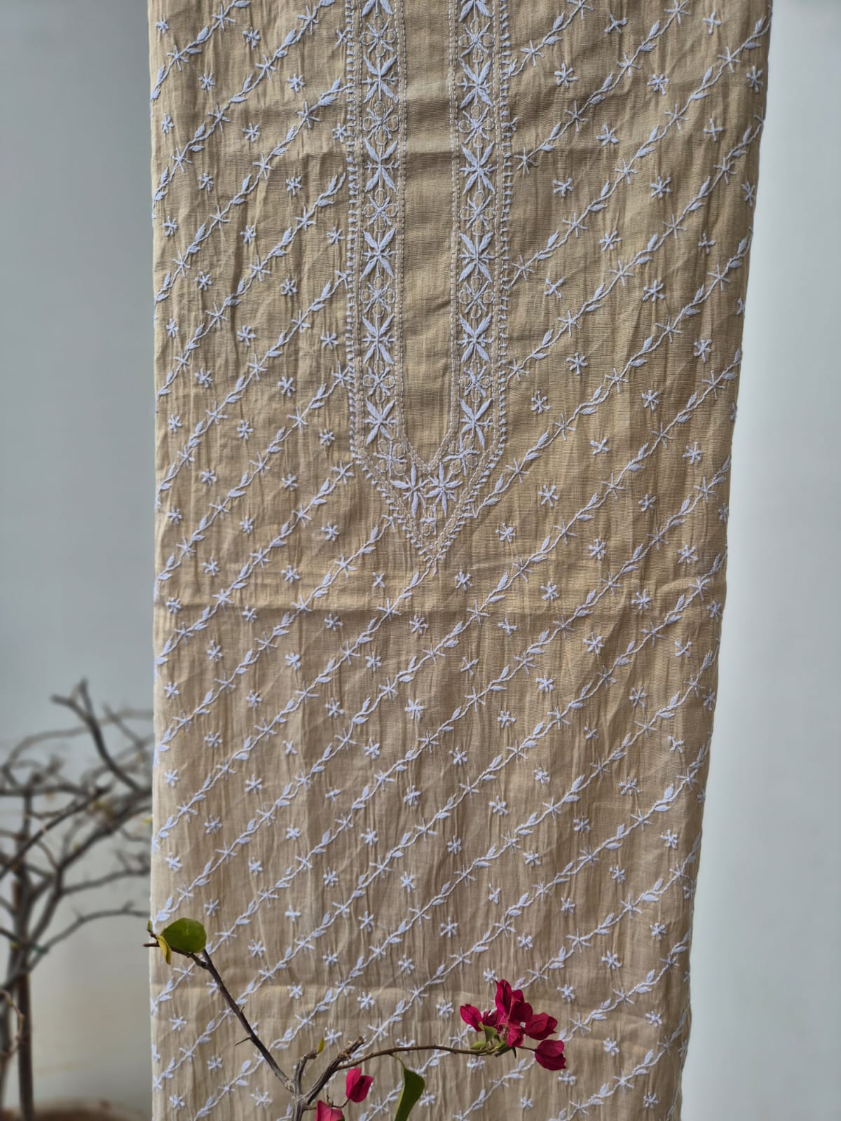 nazm-lucknow-chikankari-tissue-mens-kurta-fabric