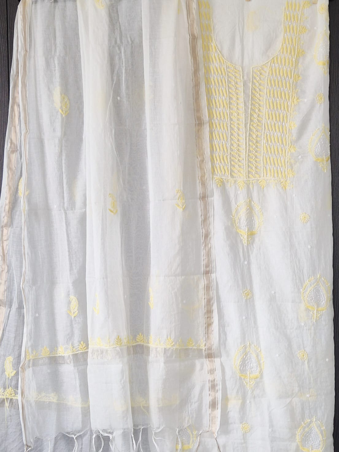 nazraana-chikankari-chanderi-mul-unstitched-suit-set