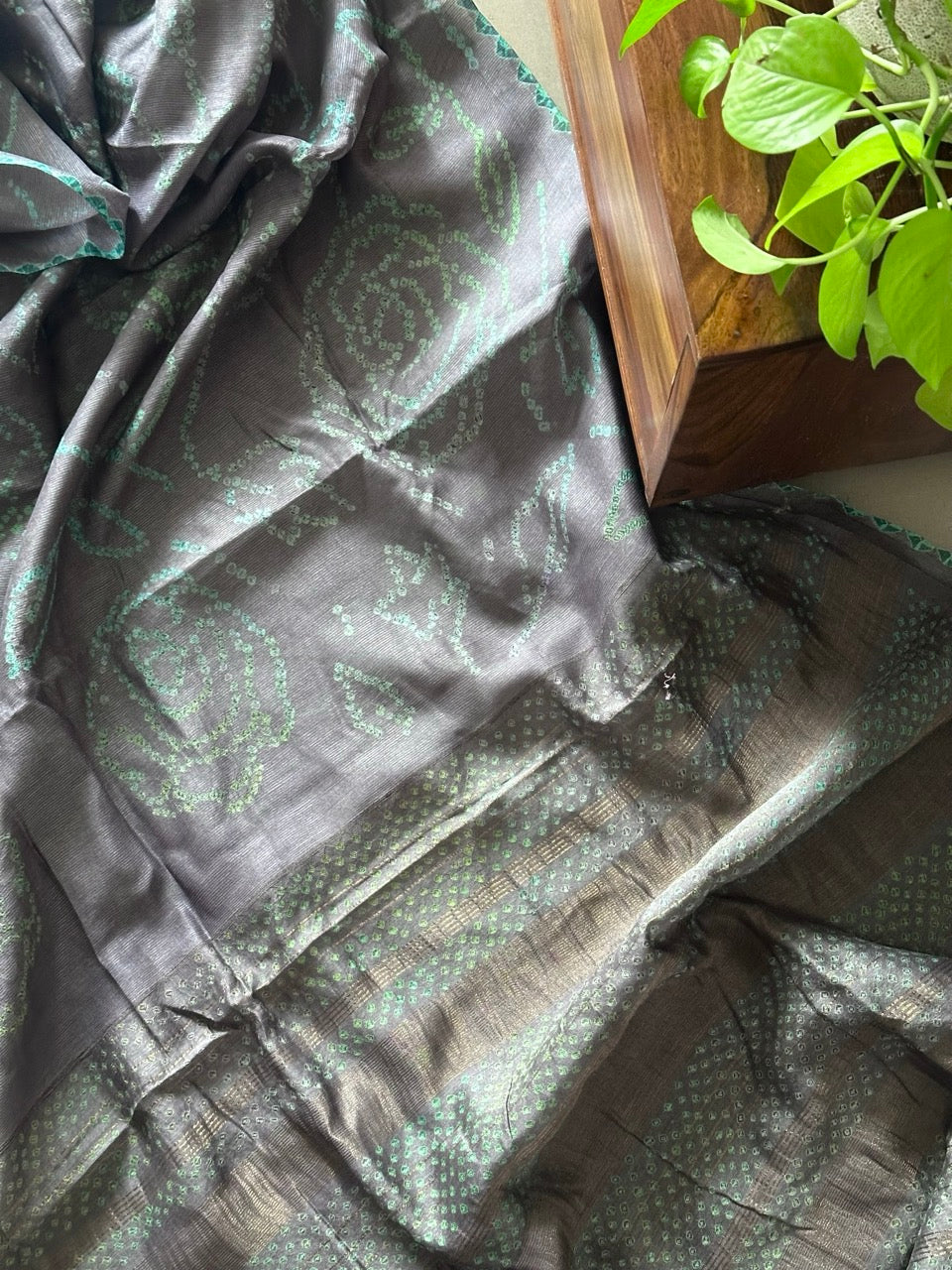 neel-kashmira-grey-munga-silk-bandhani-saree-with-multicoloured-bandhej