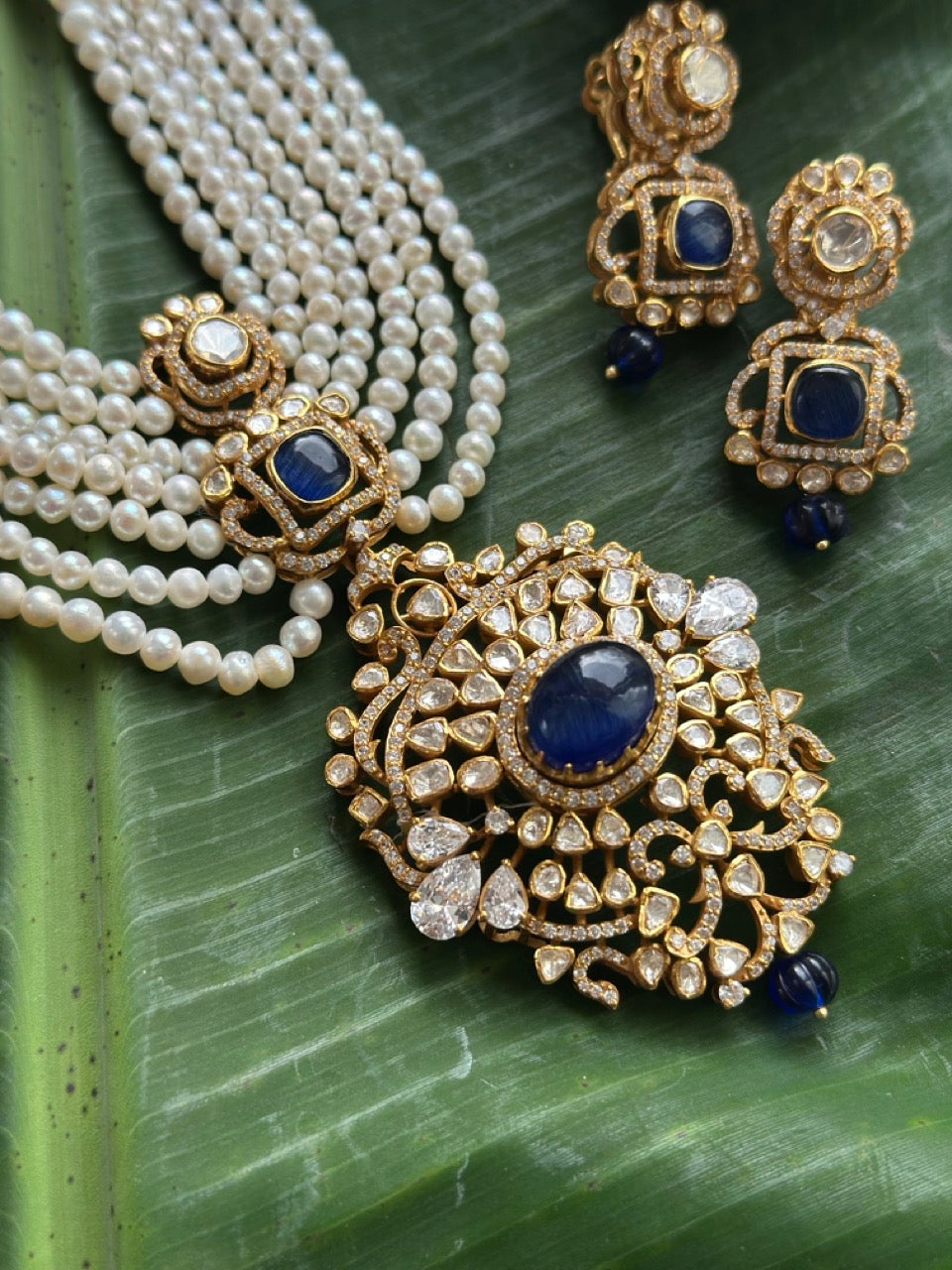 neelratna-polki-pearl-set-handcrafted-92-5-silver-and-earrings-set