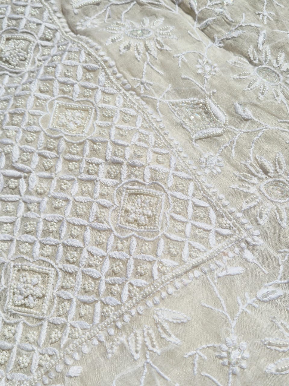 neerja-chikankari-chanderi-mul-unstitched-suit-set