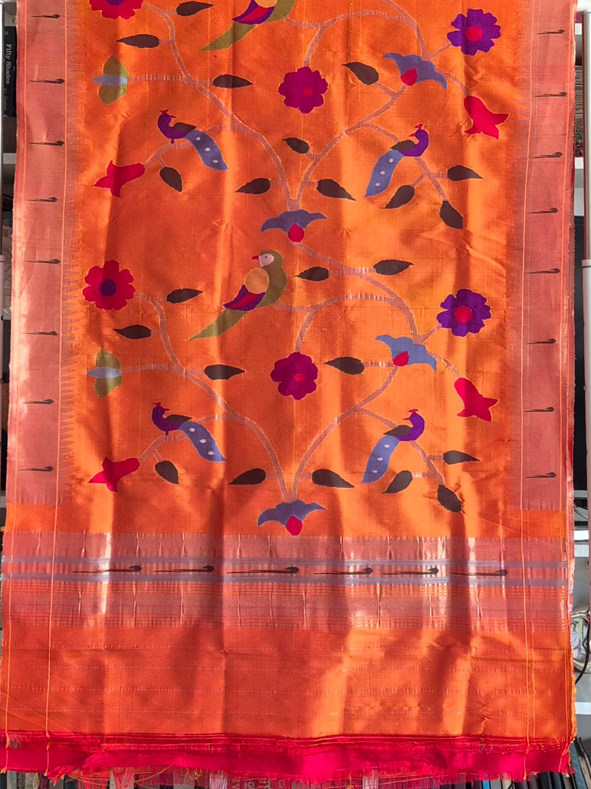 paithani-handloom-silk-dupatta-with-narrative