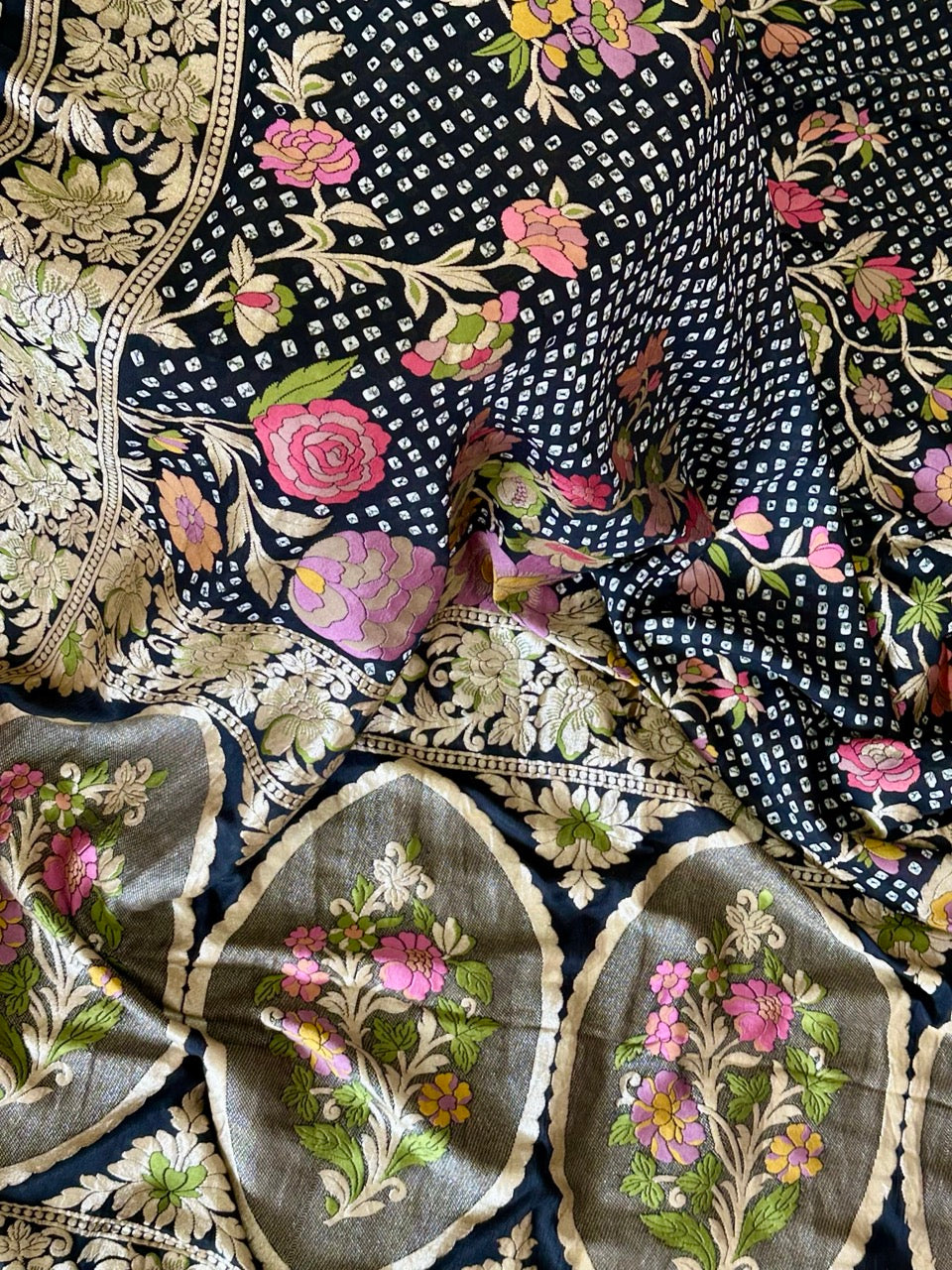 Pavitra Panna - Luxurious Black Handloom Pure Banarasi Georgette Meenakari Bandhani Saree