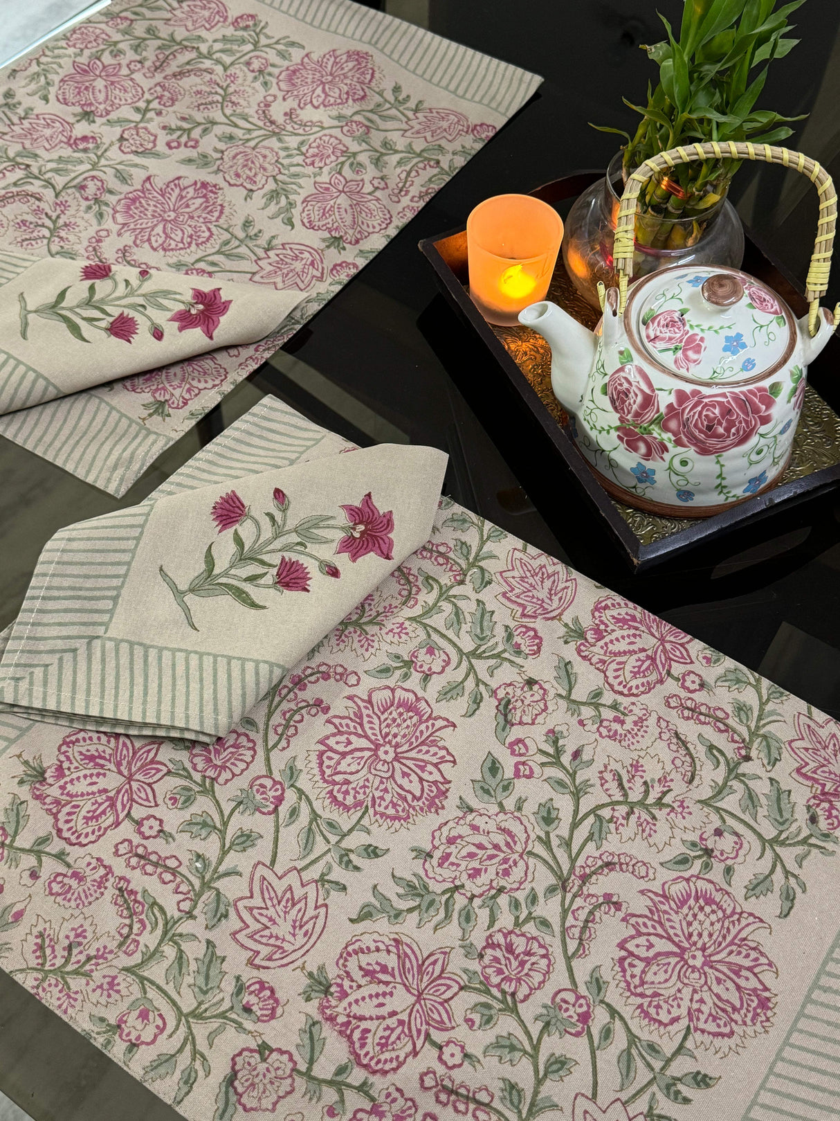pink-green-floral-kilim-table-mat-napkin-6-seater-side-view