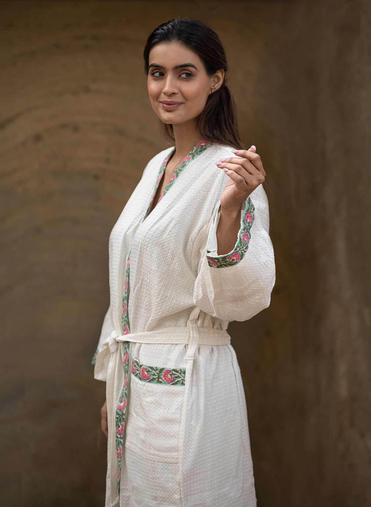 plain-cotton-waffle-bathrobe-with-floral-border-side-view