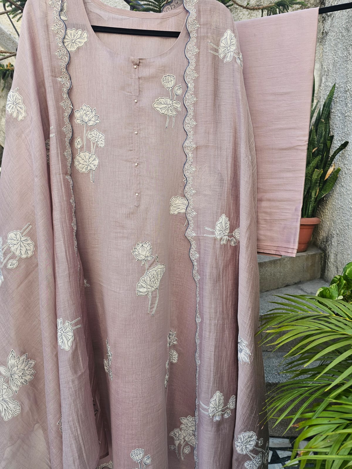 3 Piece Chanderi Mulmul Semi Stitched Suit Set with Applique