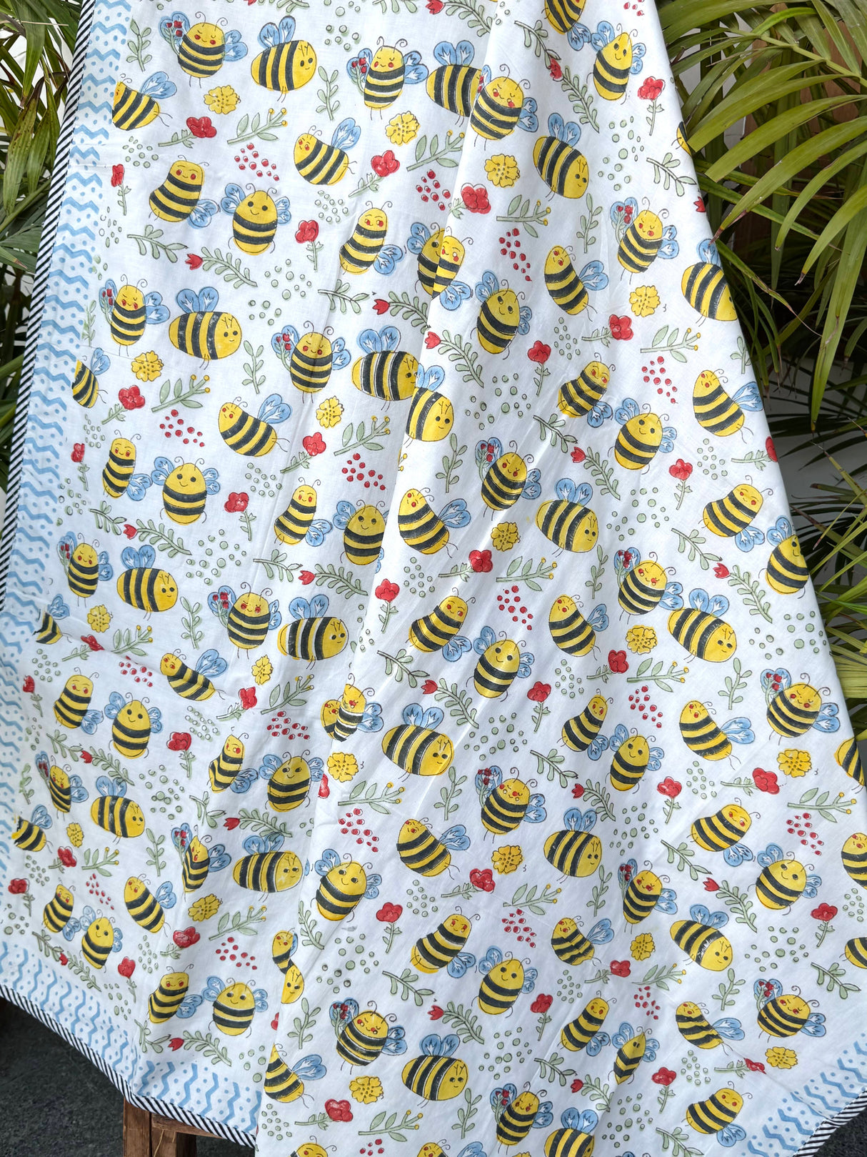 premium-cute-bee-theme-handblock-printed-kids-blanket