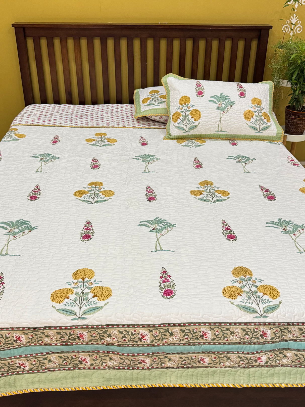 premium-serene-luxe-bedcover