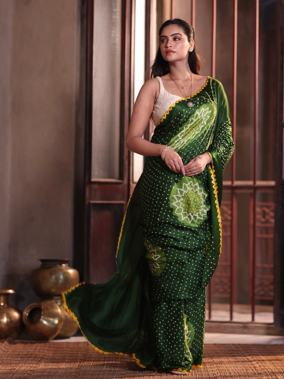 pure-gajji-silk-circular-theme-bandhani-saree