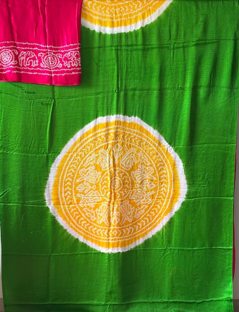 pure-gajji-silk-green-pink-rasmandal-circle-bandhani-saree