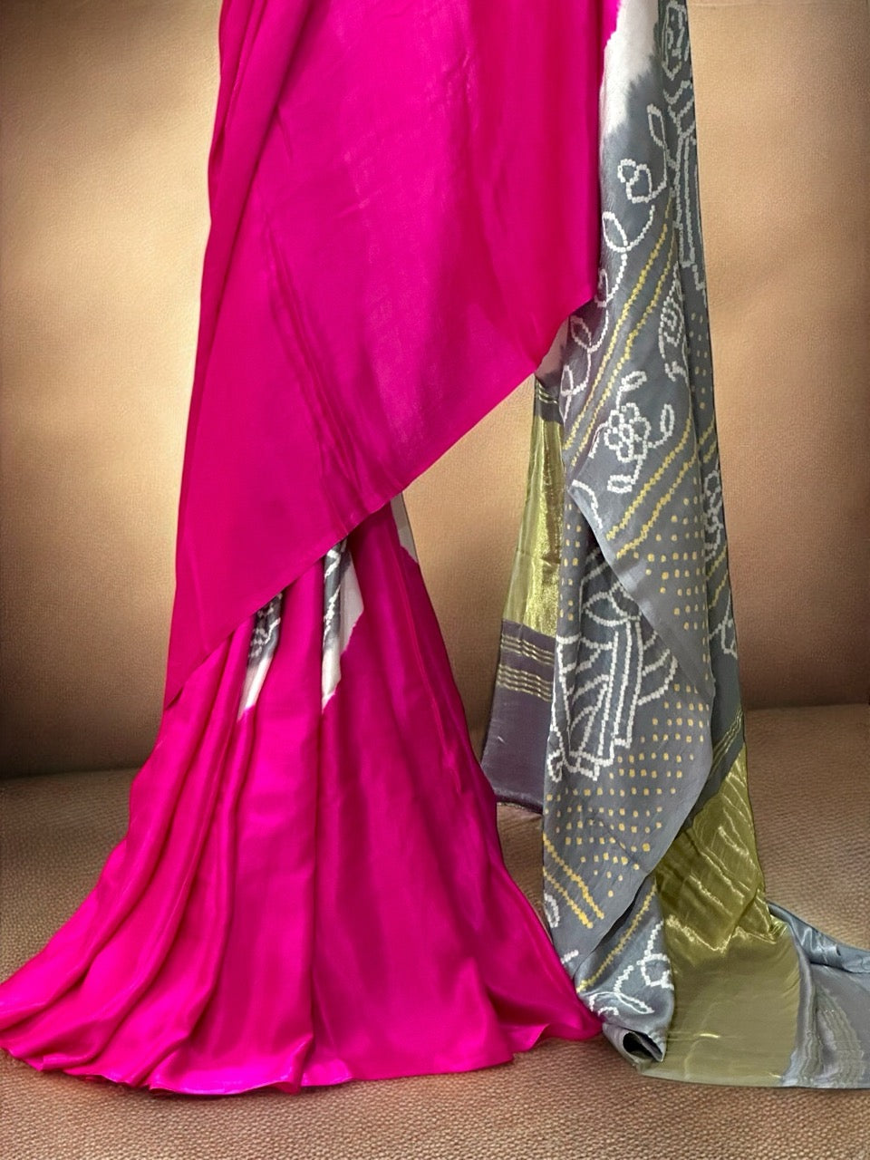 Pure Gajji Silk Pink & Grey Elephant Circle Bandhani Saree