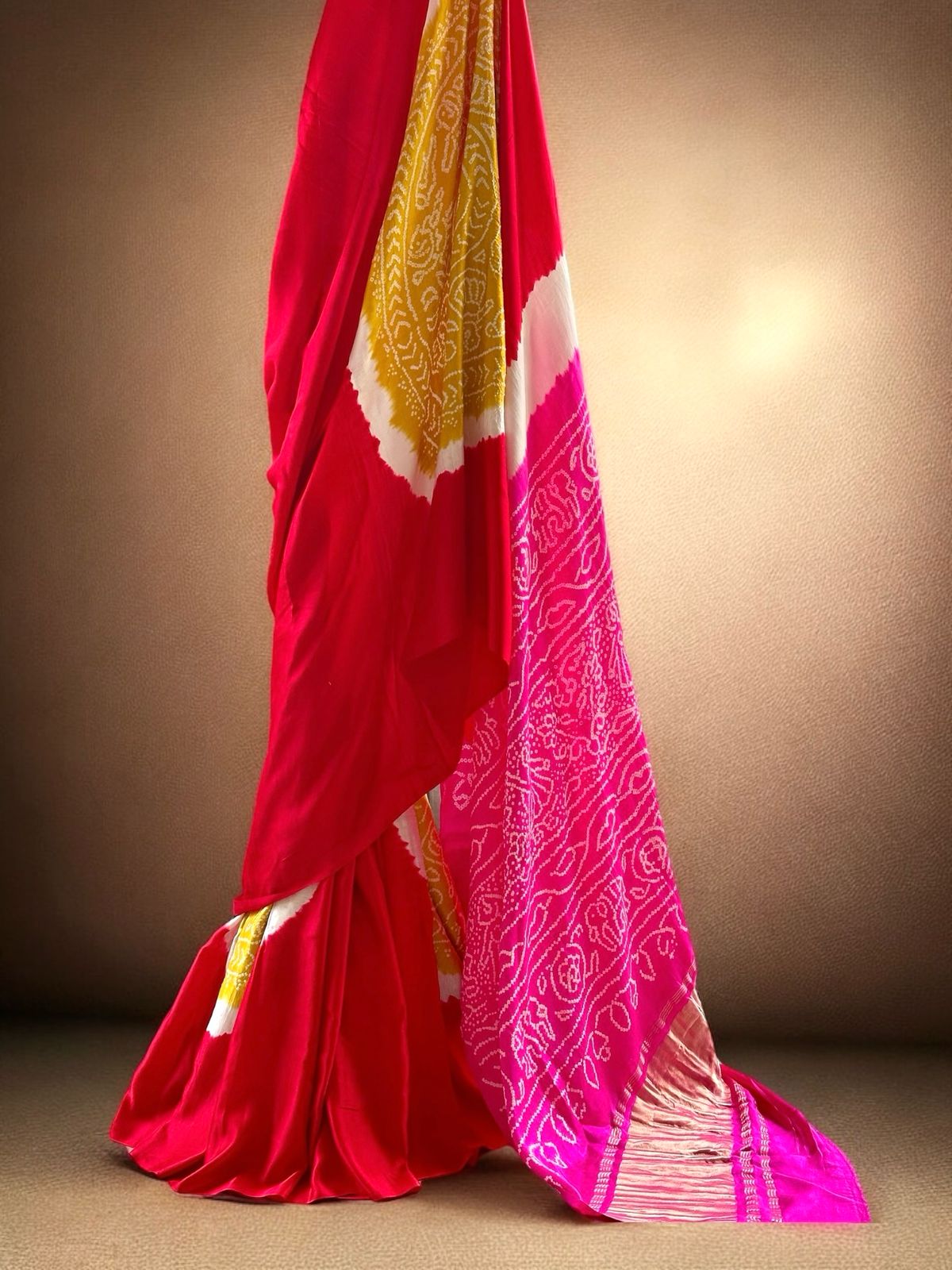 pure-gajji-silk-red-pink-yellow-rasmandal-circle-bandhani-saree