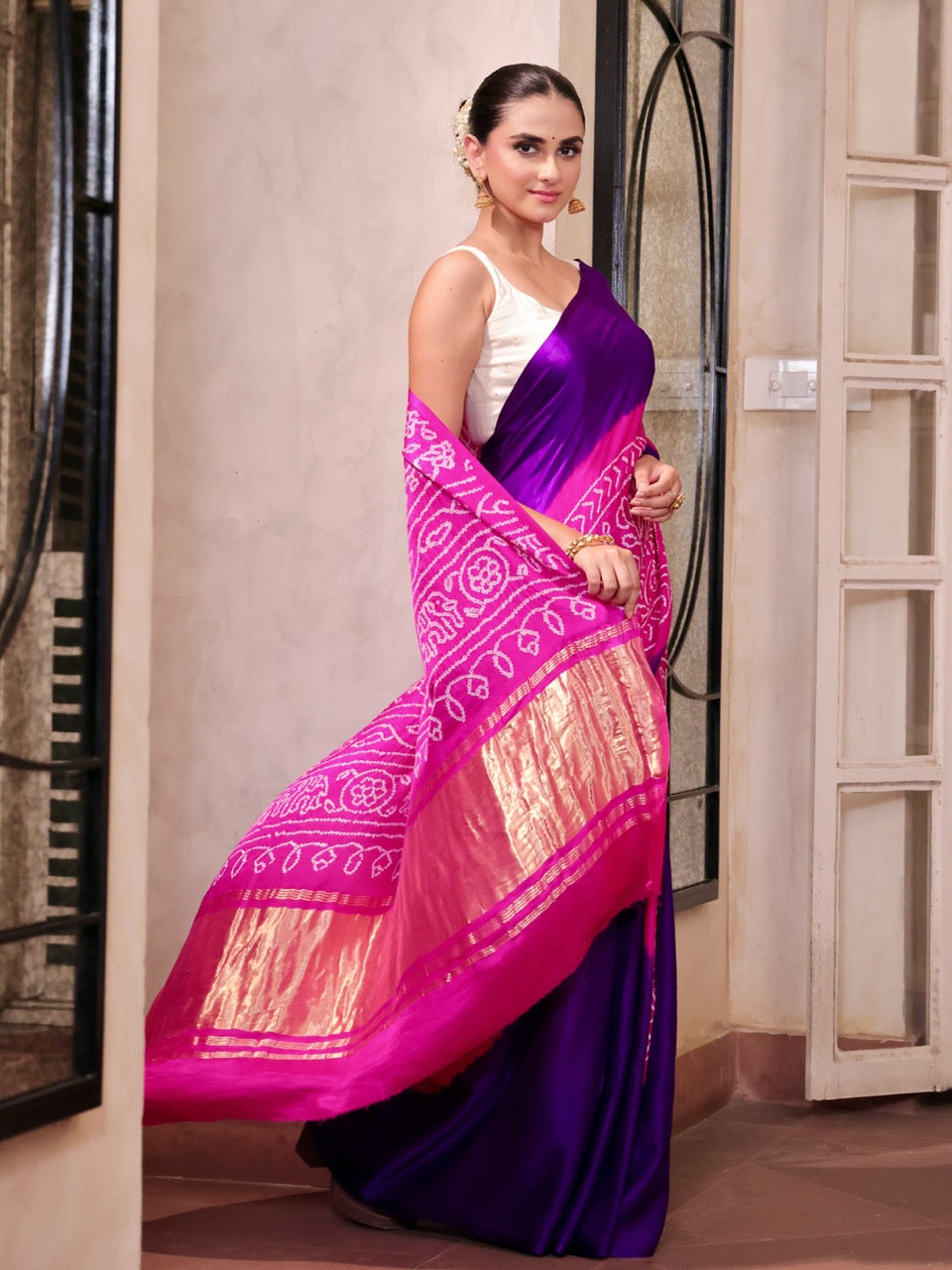 pure-gajji-silk-violet-pink-rasmandal-circle-bandhani-saree