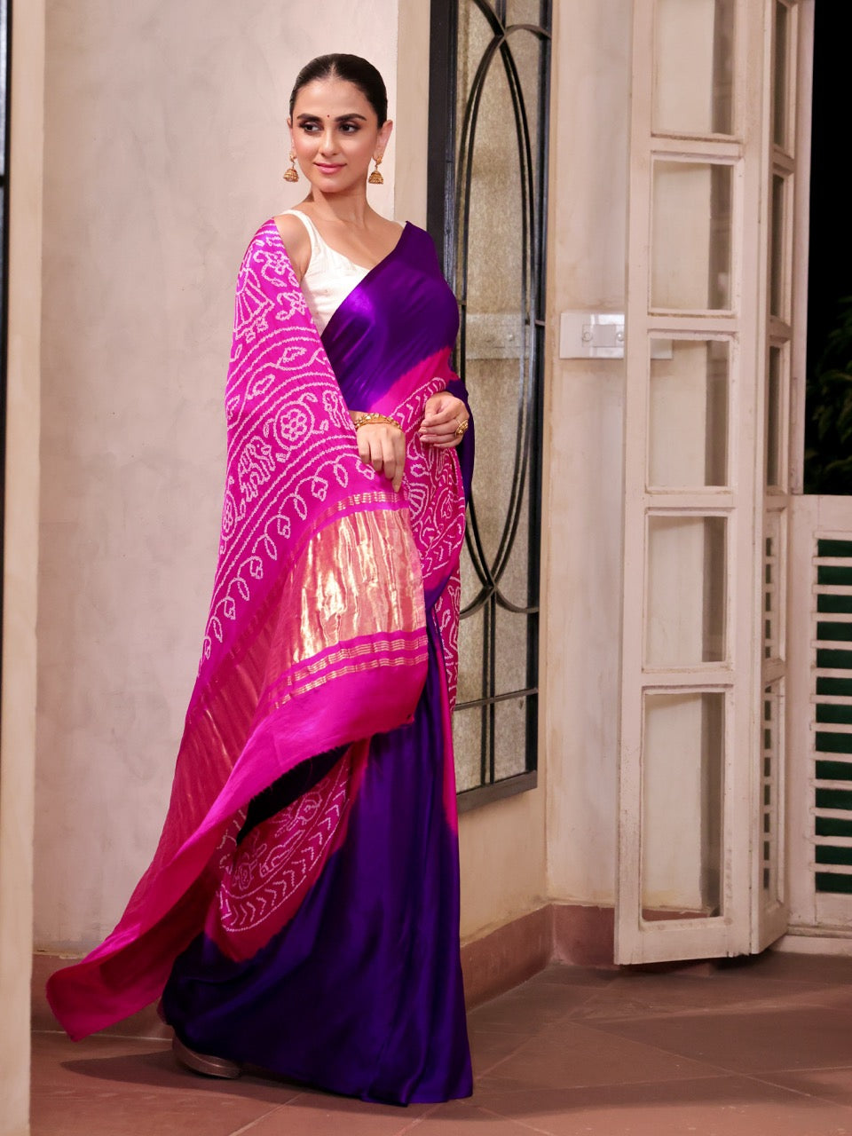 pure-gajji-silk-violet-pink-rasmandal-circle-bandhani-saree