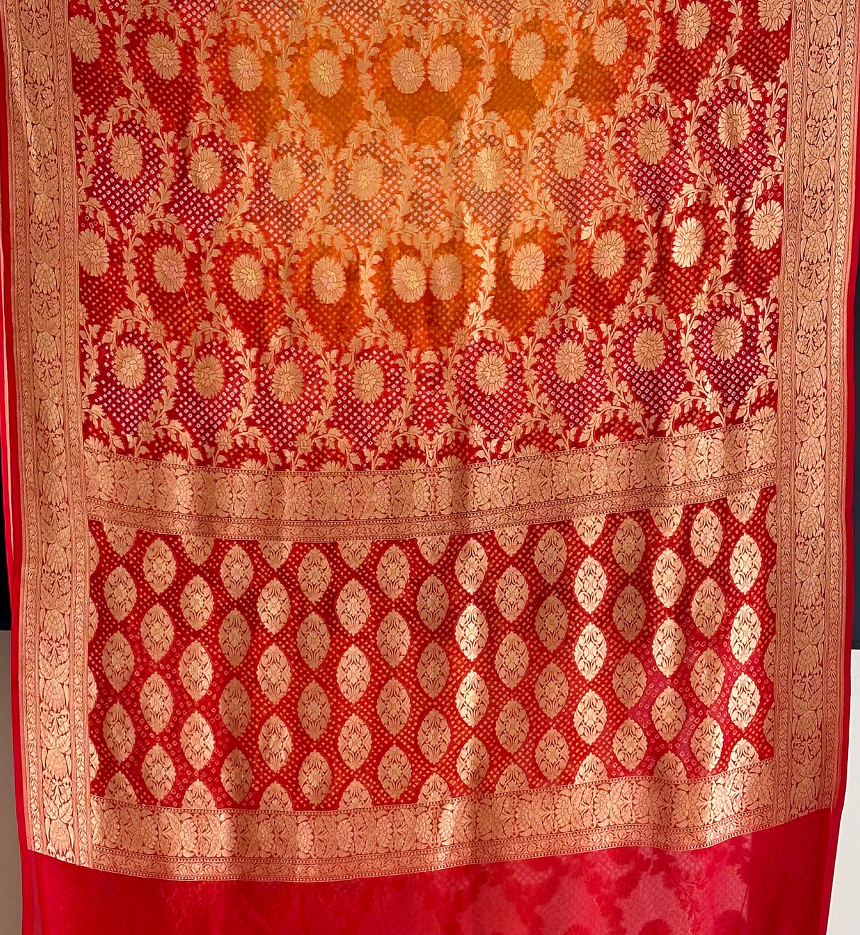 pure-handloom-banarasi-bandhani-saree
