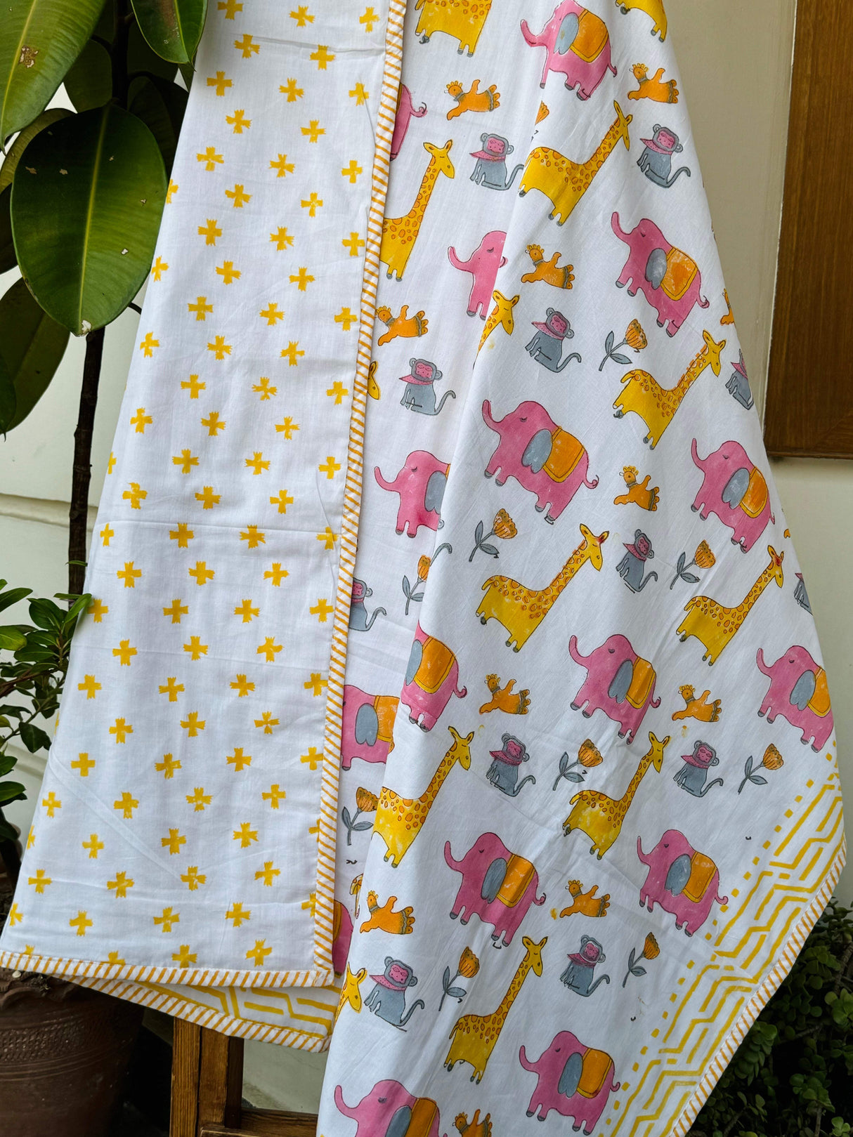 pure cotton reversible dohar with giraffe elephant monkey print handmade in jaipur
