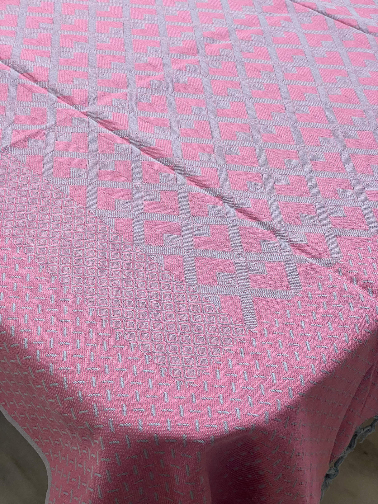 purple-grey-theme-woven-cotton-table-cloth-6-seater-close-up