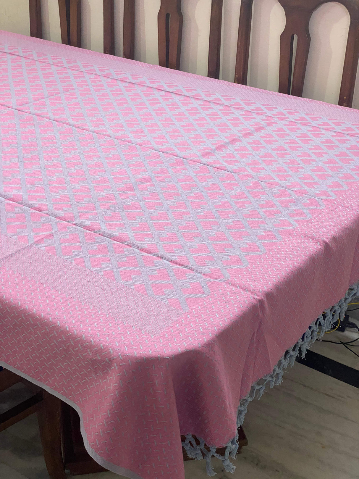 purple-grey-theme-woven-cotton-table-cloth-6-seater-pattern-view
