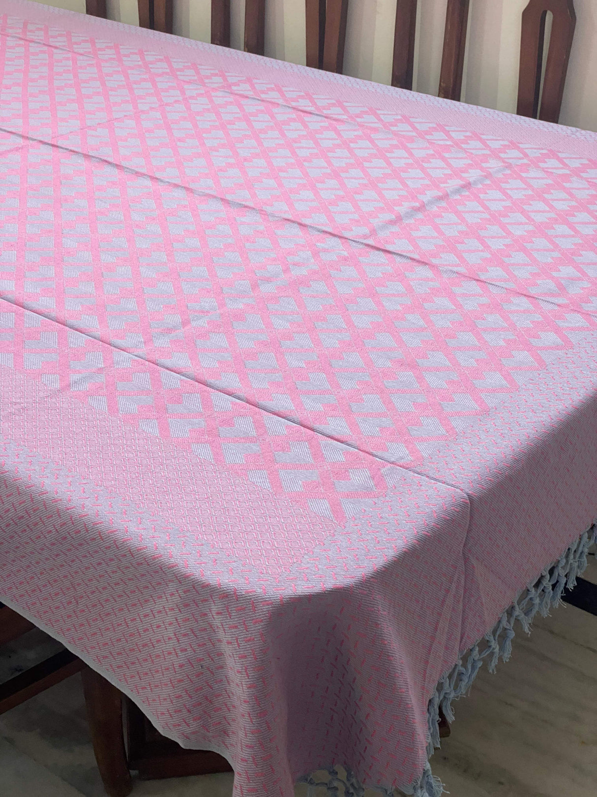 purple-grey-theme-woven-cotton-table-cloth-6-seater-texture-view