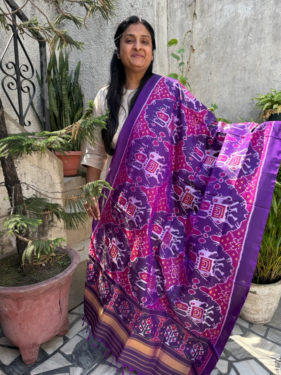 Handloom Purple and Pink Mulberry Silk Ikat Patola Dupatta with Elephant Theme