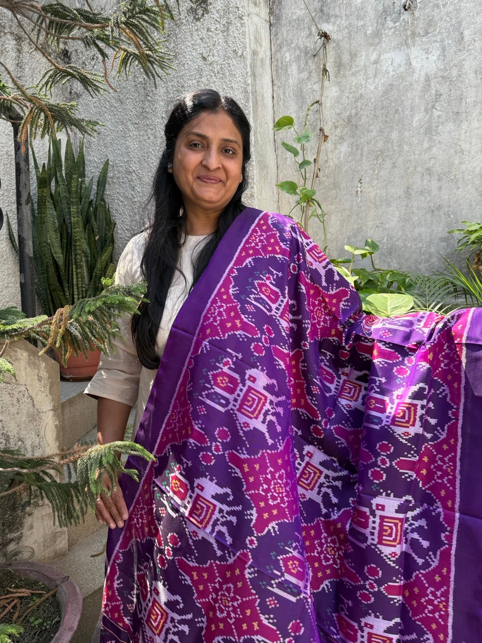 Handloom Purple and Pink Mulberry Silk Ikat Patola Dupatta with Elephant Theme