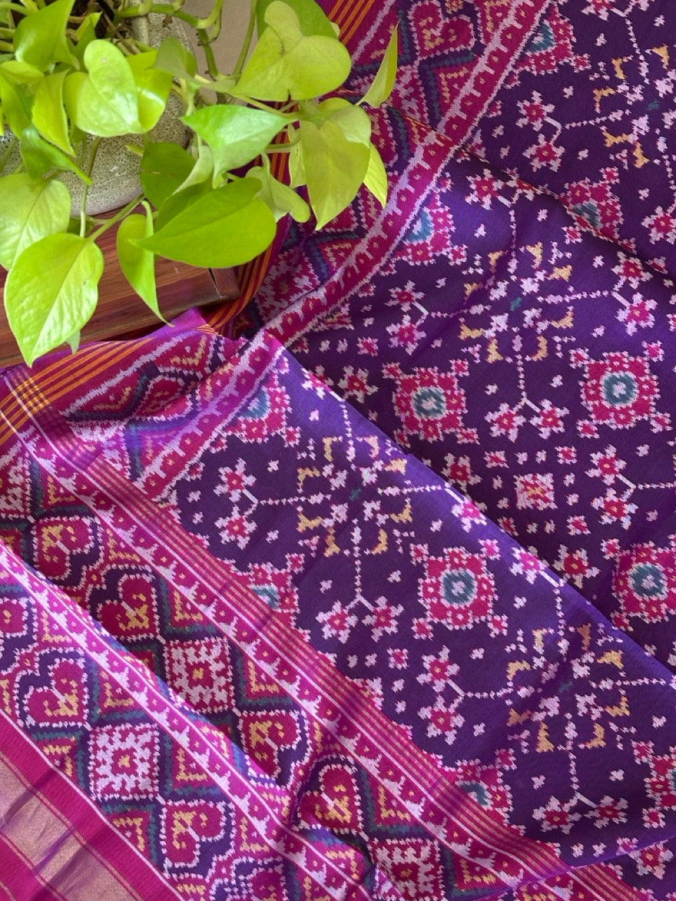 Vibrant Royal Purple Handloom Pure Silk Single Ikat/Patola Dupatta