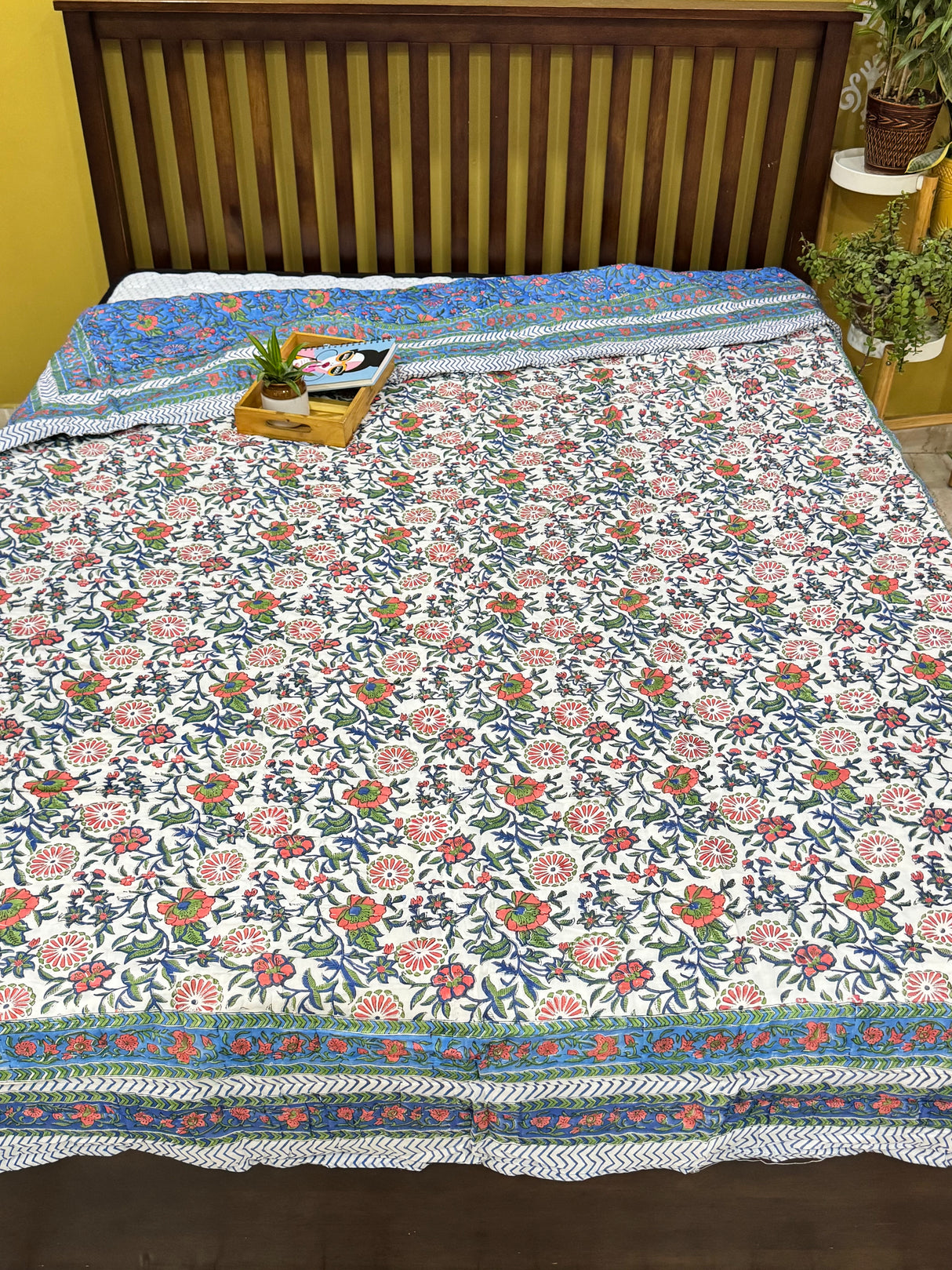 queen-size-handblock-quilt-with-vintage-motif