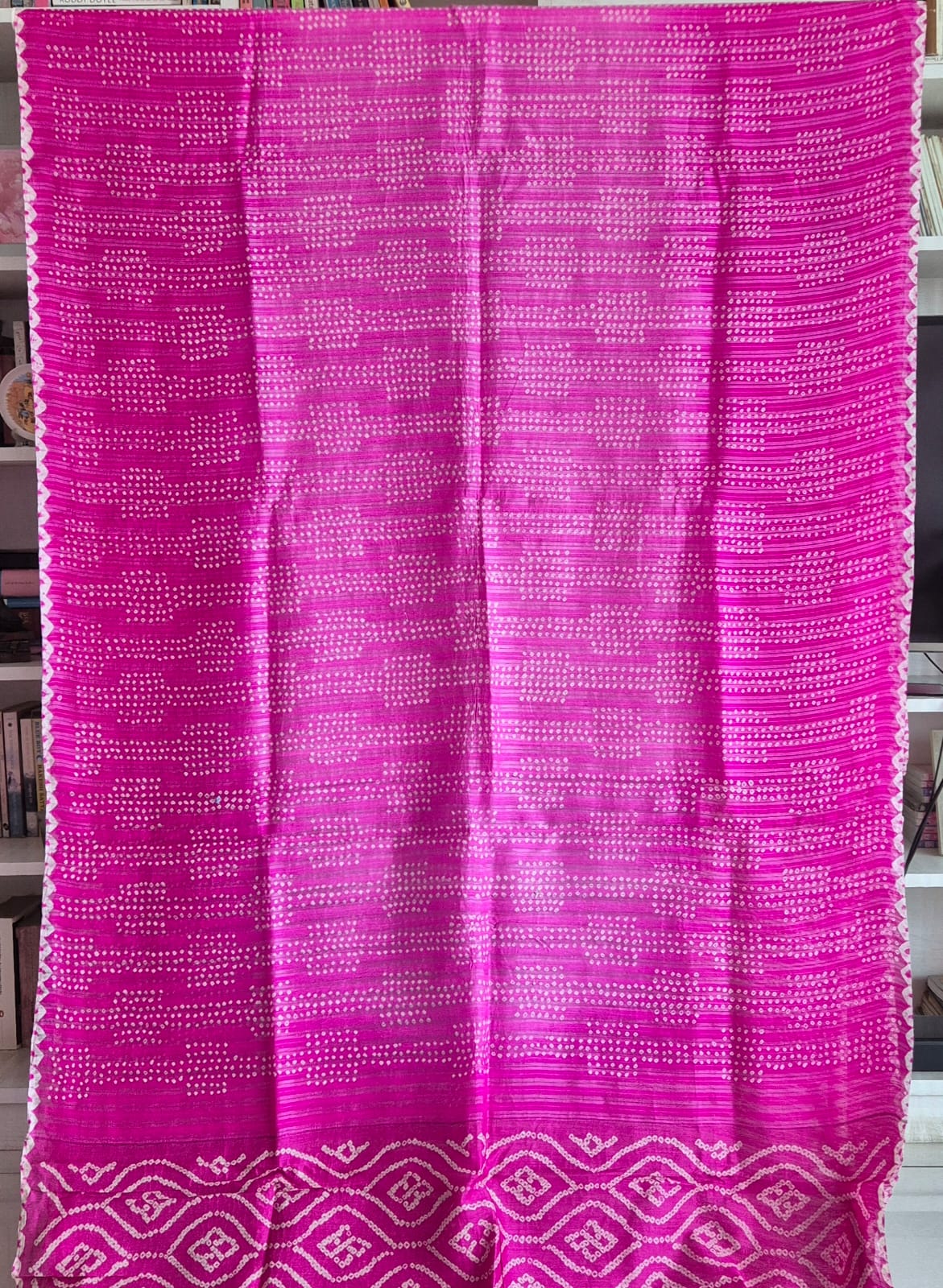 queens-melody-dual-pink-matka-silk-bandhani-saree