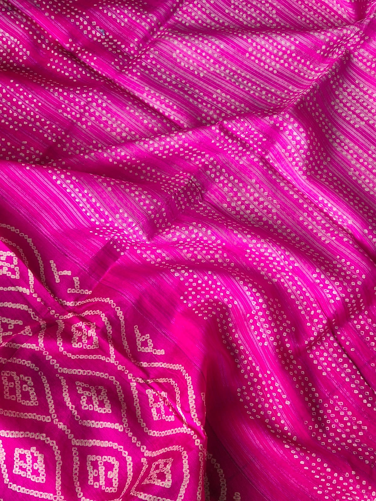 queens-melody-dual-pink-matka-silk-bandhani-saree