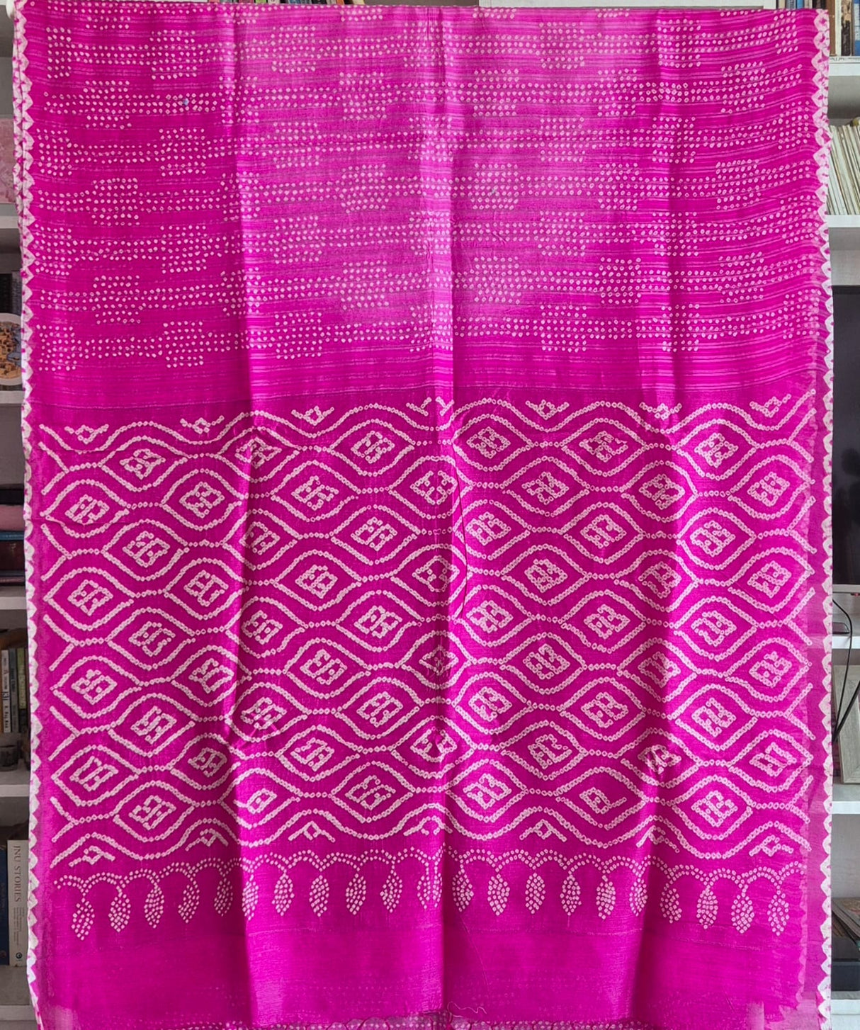 queens-melody-dual-pink-matka-silk-bandhani-saree