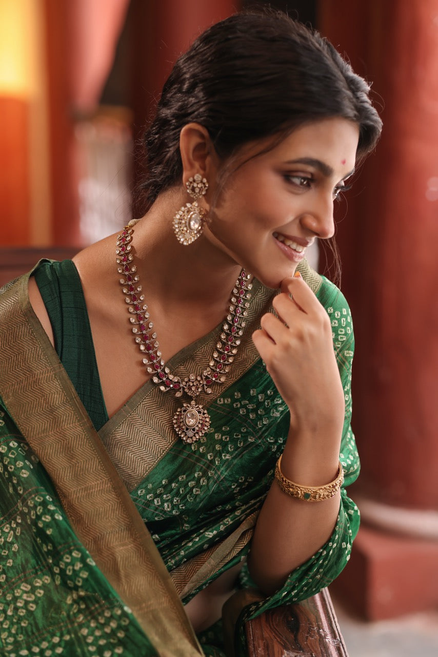 rajnigandha-moissanite-polki-92-5-silver-necklace-set