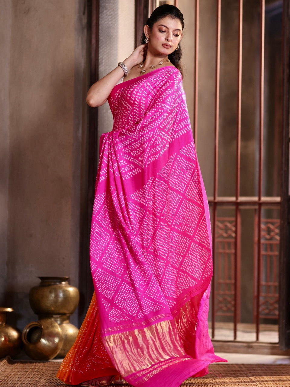rang-leher-ombre-pure-gajji-silk-bandhani-saree