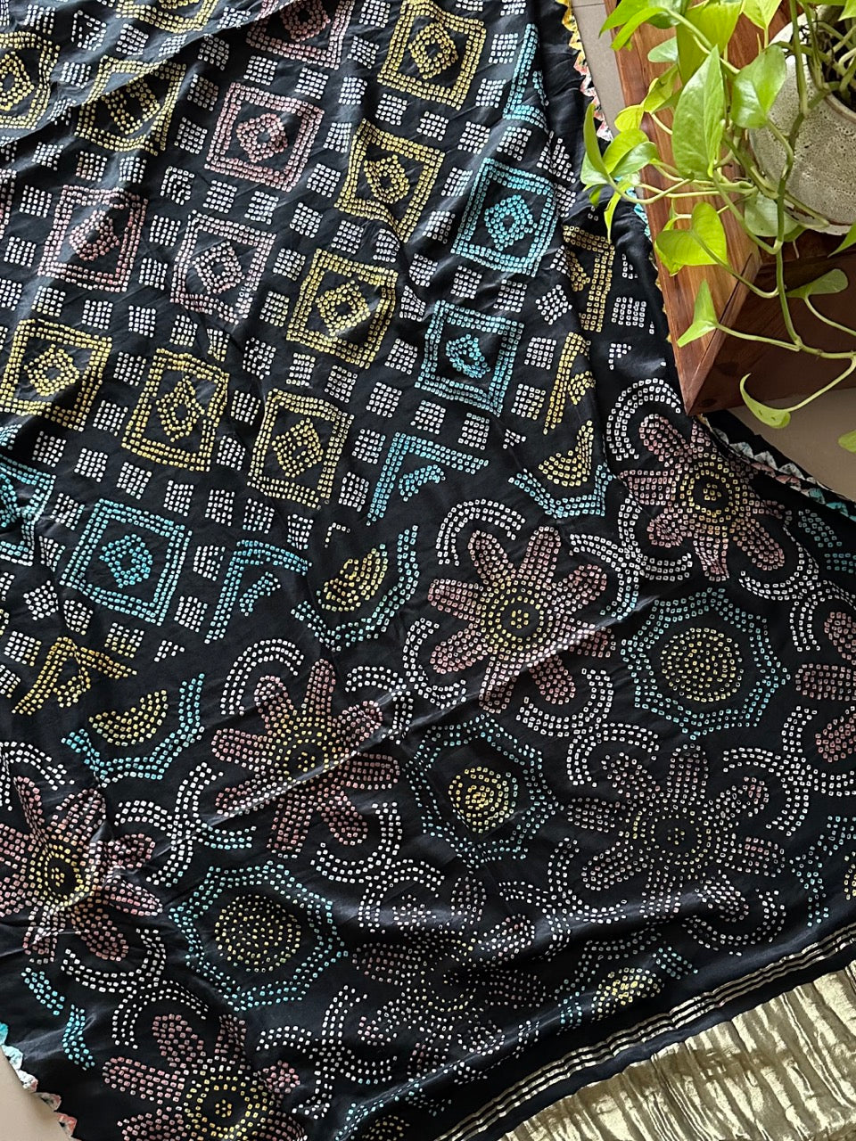 rangrekha-pure-gajji-silk-bandhani-saree