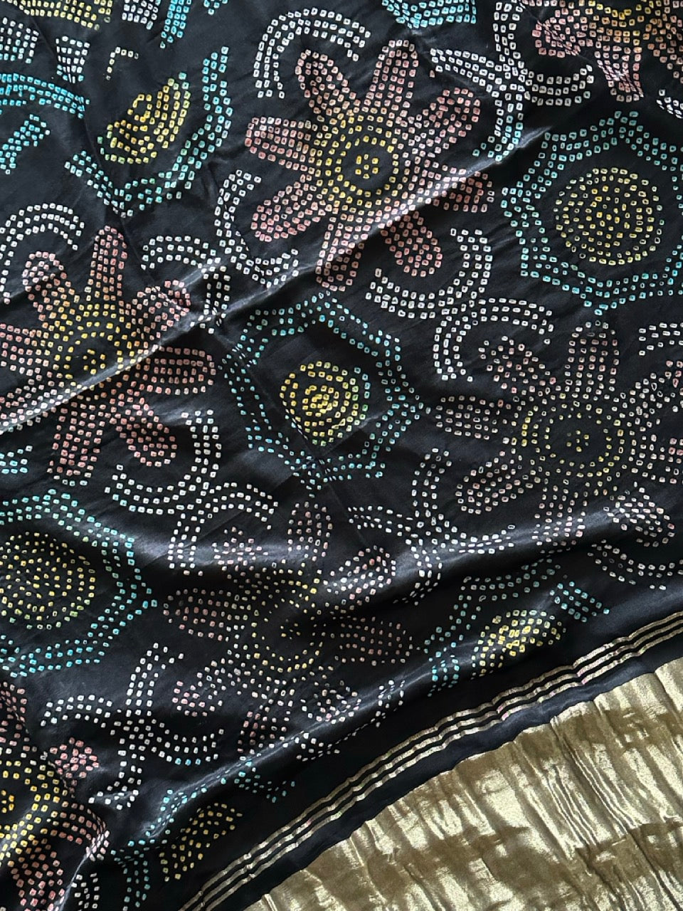 rangrekha-pure-gajji-silk-bandhani-saree